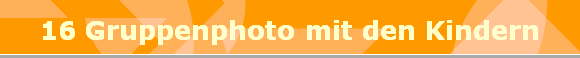 16 Gruppenphoto mit den Kindern