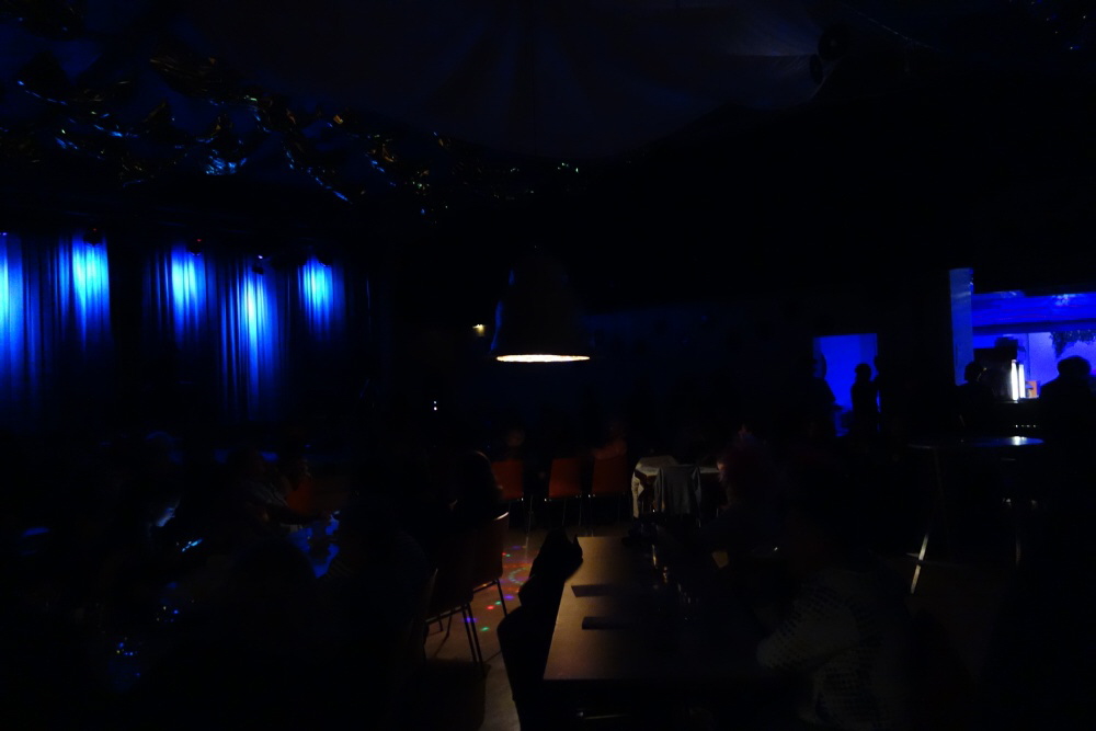 001 Es geht los