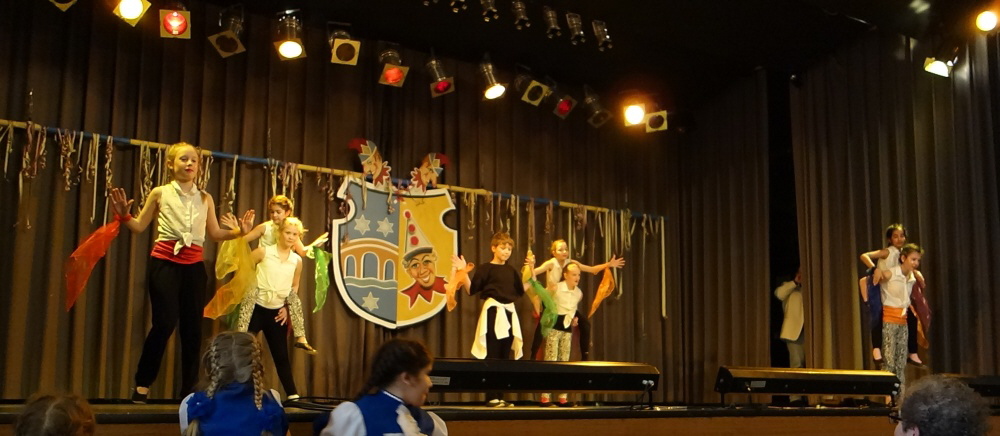 004 Mini Maniacs in Hchst