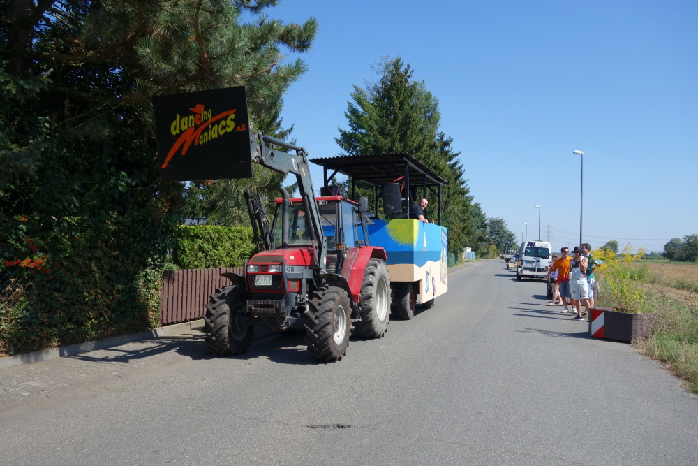 01 Kerb in Worfelden