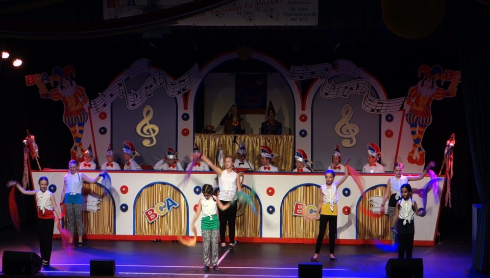 01 MM zweite Kindersitzung in B�bo 2017