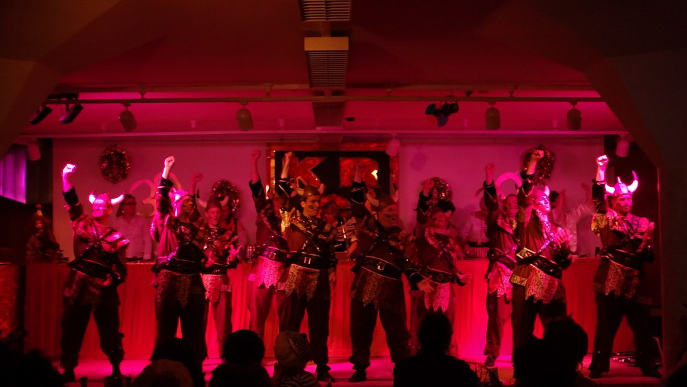03 Damensitzung KCR