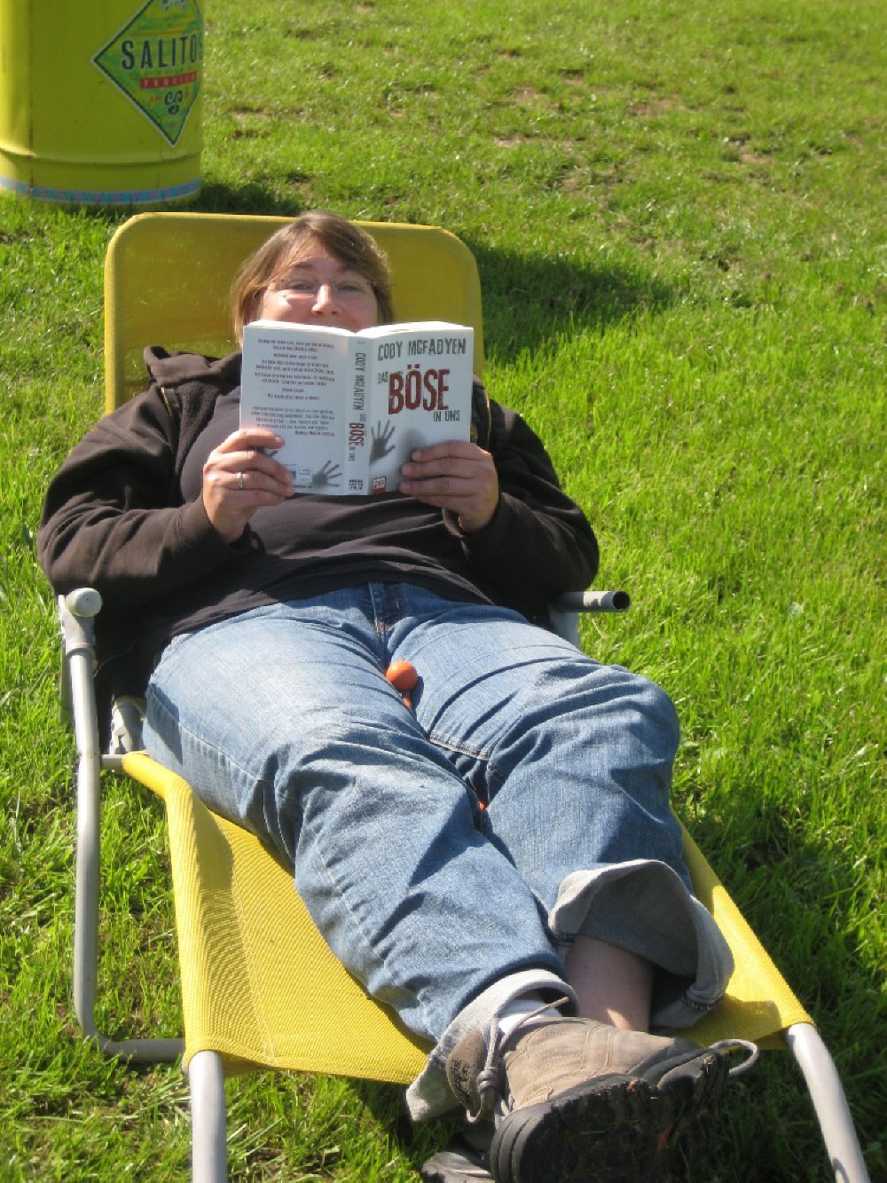 5 Kirsten auf der Liege