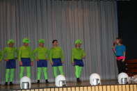 094 Dancing Maniacs