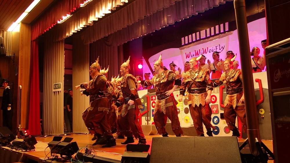 09 Damensitzung Schneppenhausen