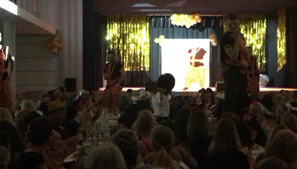 09 Dancing Maniacs Br�hl 2017