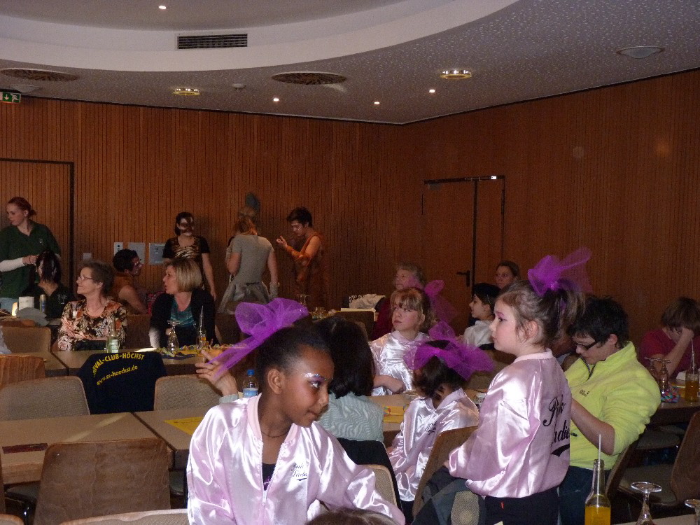 09 Mini Maniacs