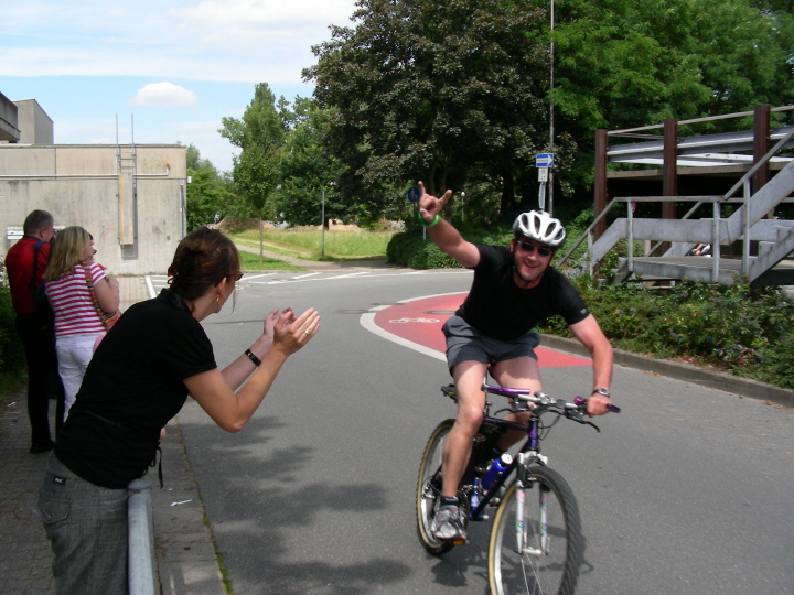 10 Axel L auf dem Rad