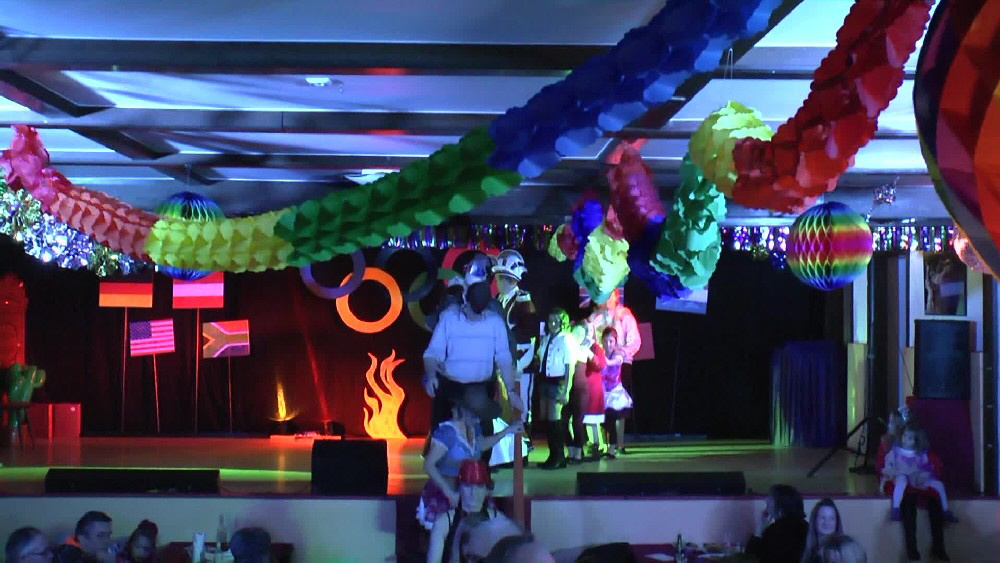 114 Die Polonaise auf der B�hne