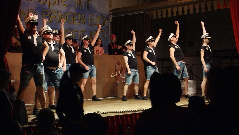 12 Maniacs bei den Funken 2016