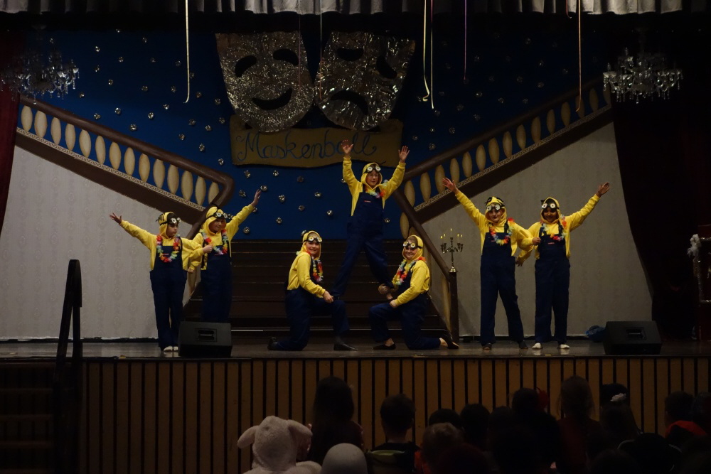 13 Mini Maniacs Grundschule 2016