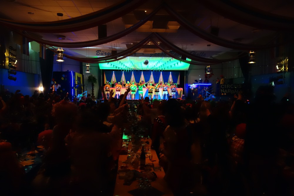 14 Zweite Damensitzung Astheim