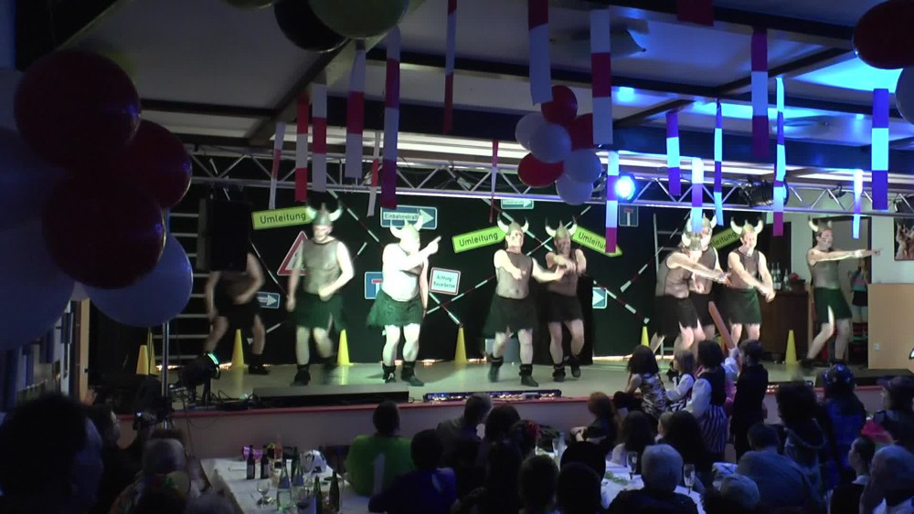 179 Dancing Maniacs