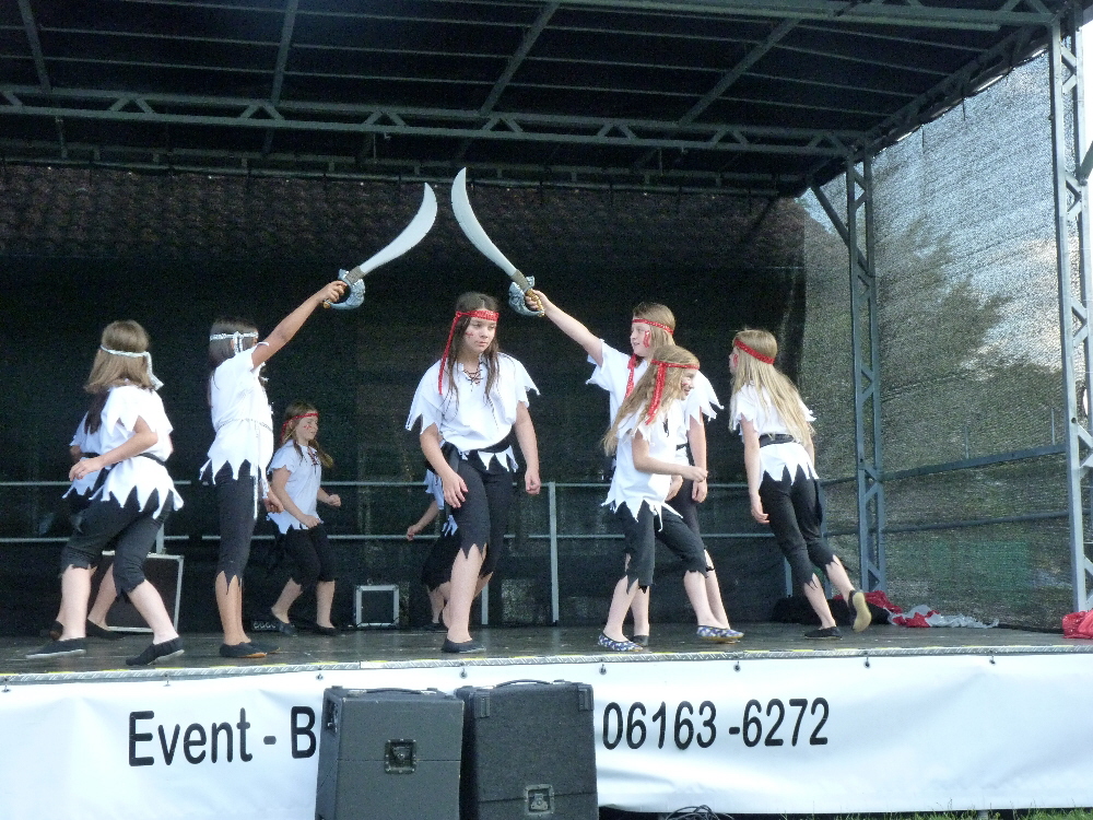 17 Der Auftritt der Mini Maniacs