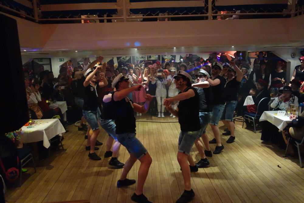 17 Maniacs auf dem Main 2016