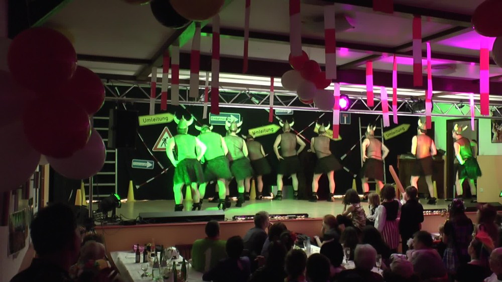 183 Dancing Maniacs