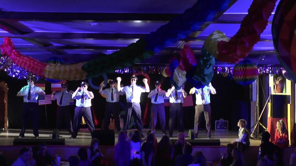 193 Eins zwei Polizei