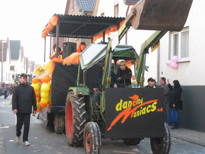 30 In den Stra�en von B�ttelborn