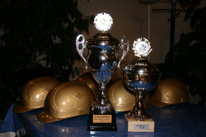 14 Die Pokale