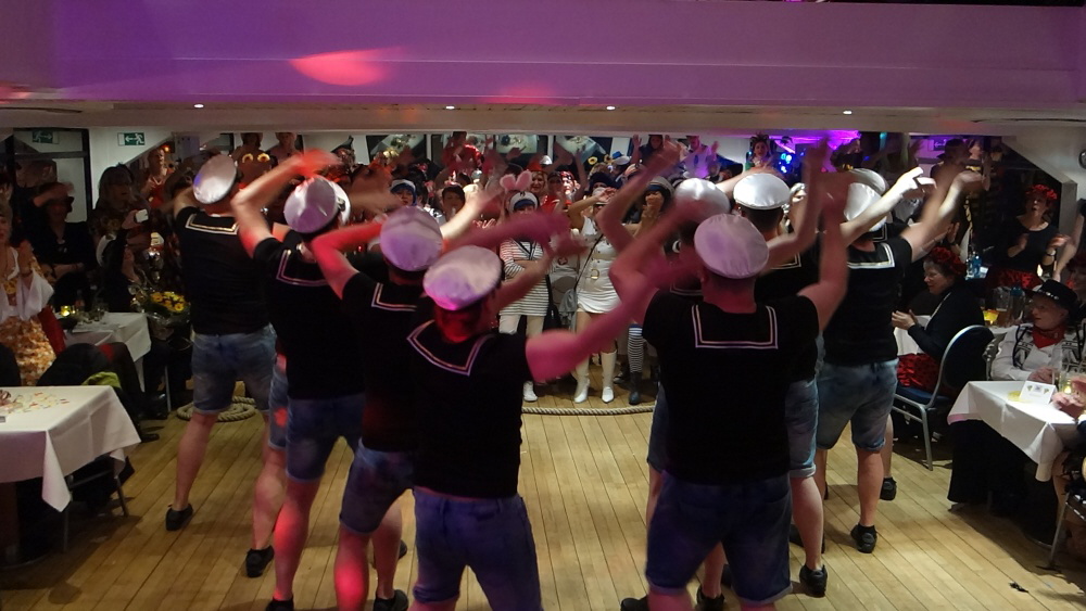 21 Maniacs auf dem Main 2016