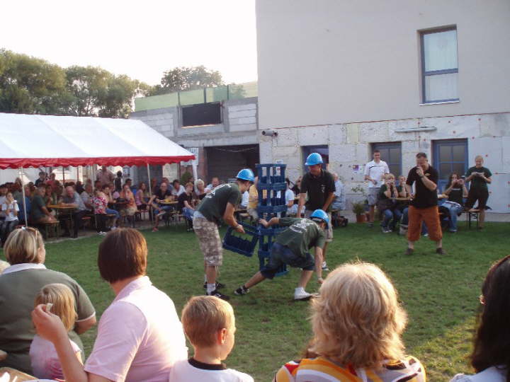 26 Kistenstapeln Kerweborsch