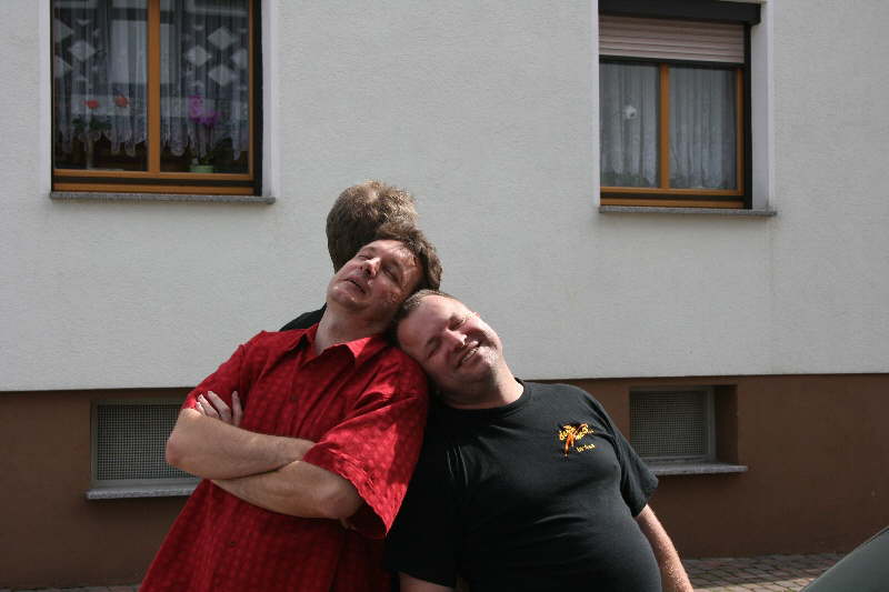 27 M�de M�nner am Sonntag