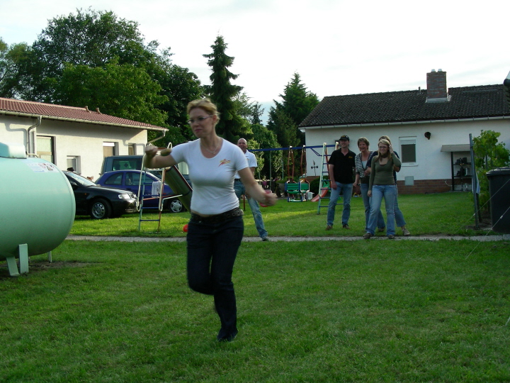 27 Nadine