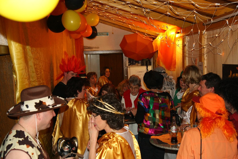 36 Die Sektbar