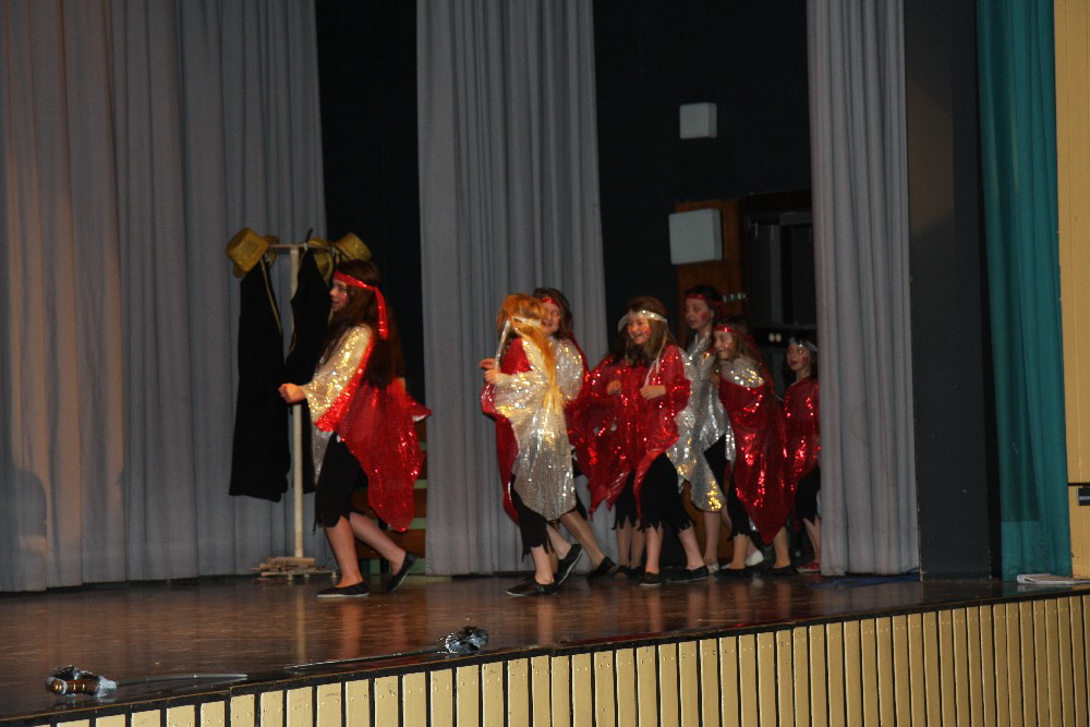 2 Die Minis kommen auf die B�hne