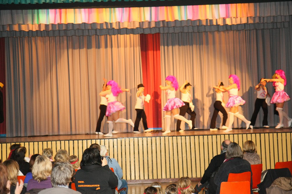 23 Die Puppen kommen