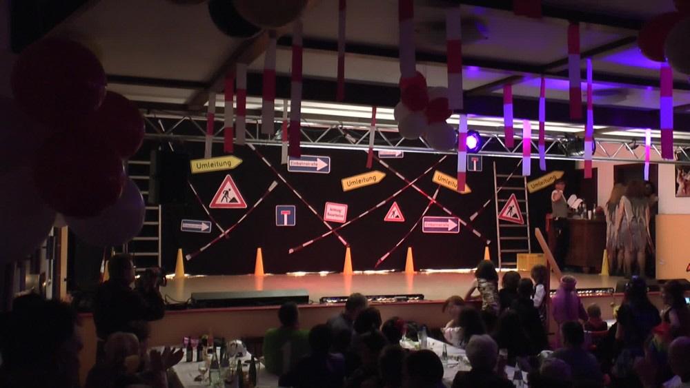 165 Zugabe der  WoManiacs